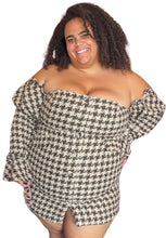 Load image into Gallery viewer, Fashion To Figure Brown Houndstooth Blazer Dress, Size 3
