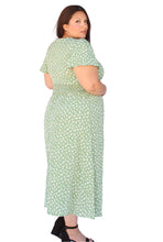 Load image into Gallery viewer, BLOOMCHIC RUSHED WAIST GREEN DRESS SIZE 12
