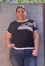 Load image into Gallery viewer, Vintage Cotton Butterfly Top 22/24
