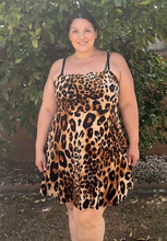 Load image into Gallery viewer, Forever 21 Cheetah Dress 2X
