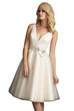 Load image into Gallery viewer, Allure Romance Cream Wedding / Formal Dress, Size 14
