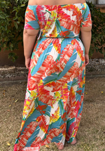 Load image into Gallery viewer, Fashion to Figure Slit Dress 2X
