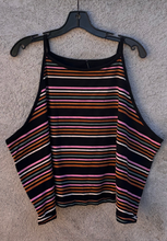 Load image into Gallery viewer, Torrid Stripe Crop Top Size 6
