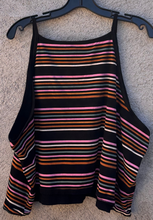 Load image into Gallery viewer, Torrid Stripe Crop Top Size 6
