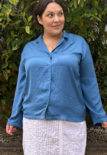 Load image into Gallery viewer, Banana Republic Blue Shirt XXL
