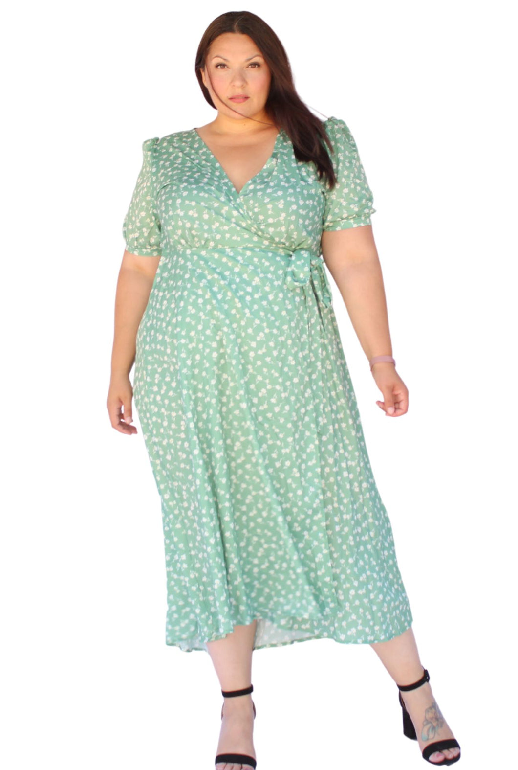 BLOOMCHIC WRAP VNECK MIDI DRESS GREEN PRINT, SIZES 16, 18, 20, 22