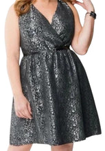 Load image into Gallery viewer, Lane Bryant Metallic Silver Detail Floral Dress, Size 28

