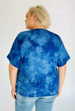 Load image into Gallery viewer, Raquel Allegra Dark and Light Blue Tie-Dye Blouse with Buttons, Size 3
