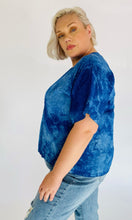 Load image into Gallery viewer, Raquel Allegra Dark and Light Blue Tie-Dye Blouse with Buttons, Size 3
