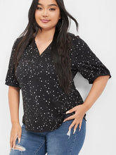 Load image into Gallery viewer, BLOOMCHIC BLACK BLOUSE WITH STARS PRINTED V NECK SHORT SLEEVE
